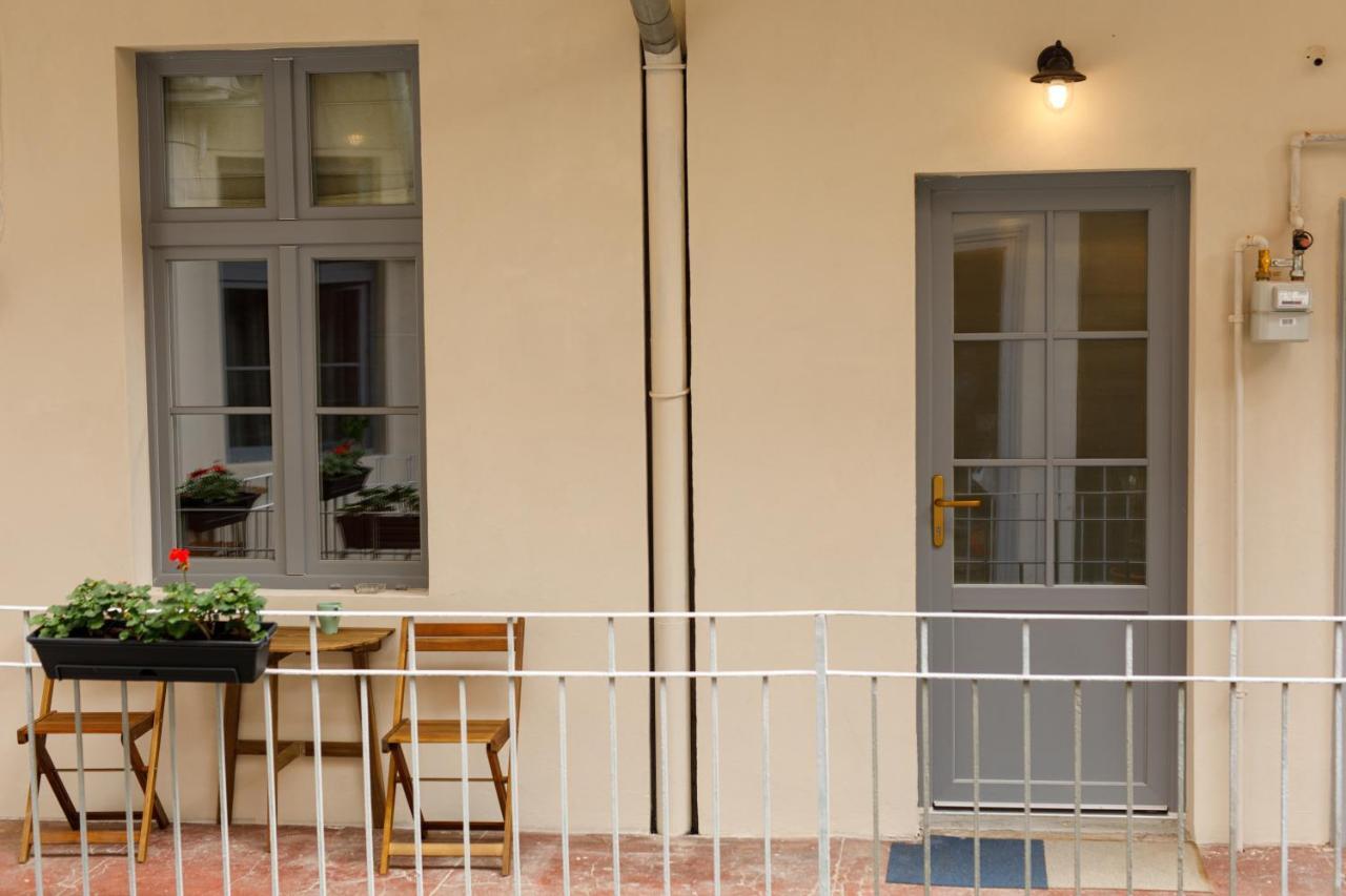 Ferienwohnung Stylish Flat In The Heart Of Historical Center Timişoara Exterior foto