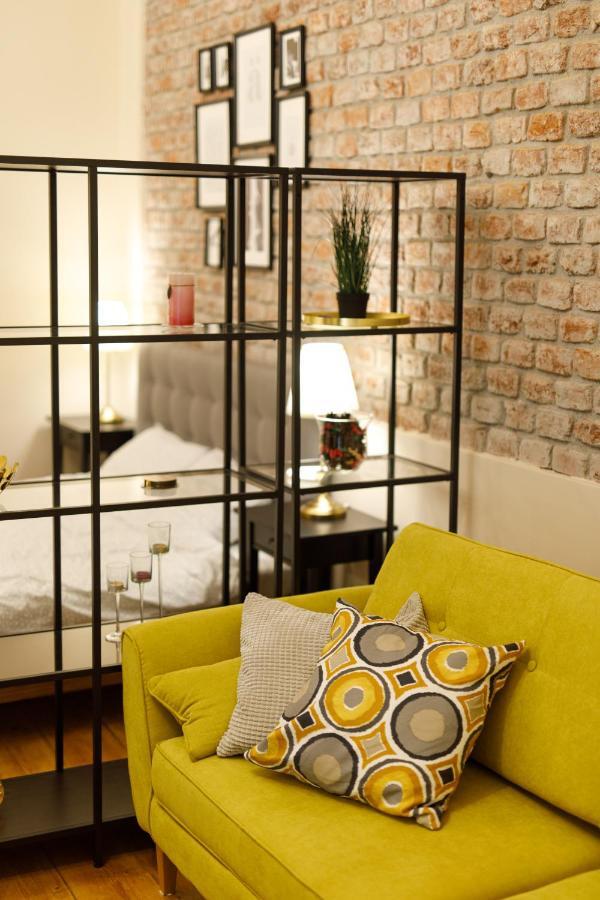 Ferienwohnung Stylish Flat In The Heart Of Historical Center Timişoara Exterior foto